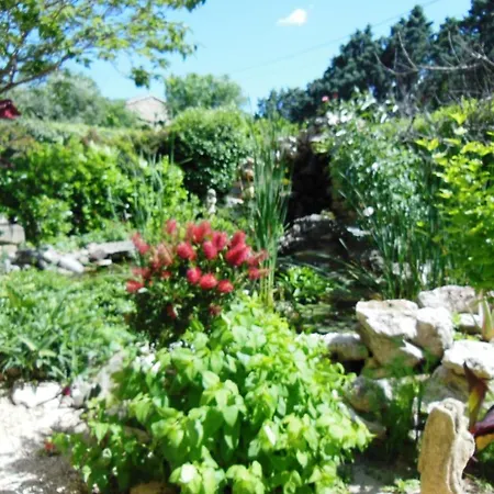 O Doux S'home Bed & Breakfast